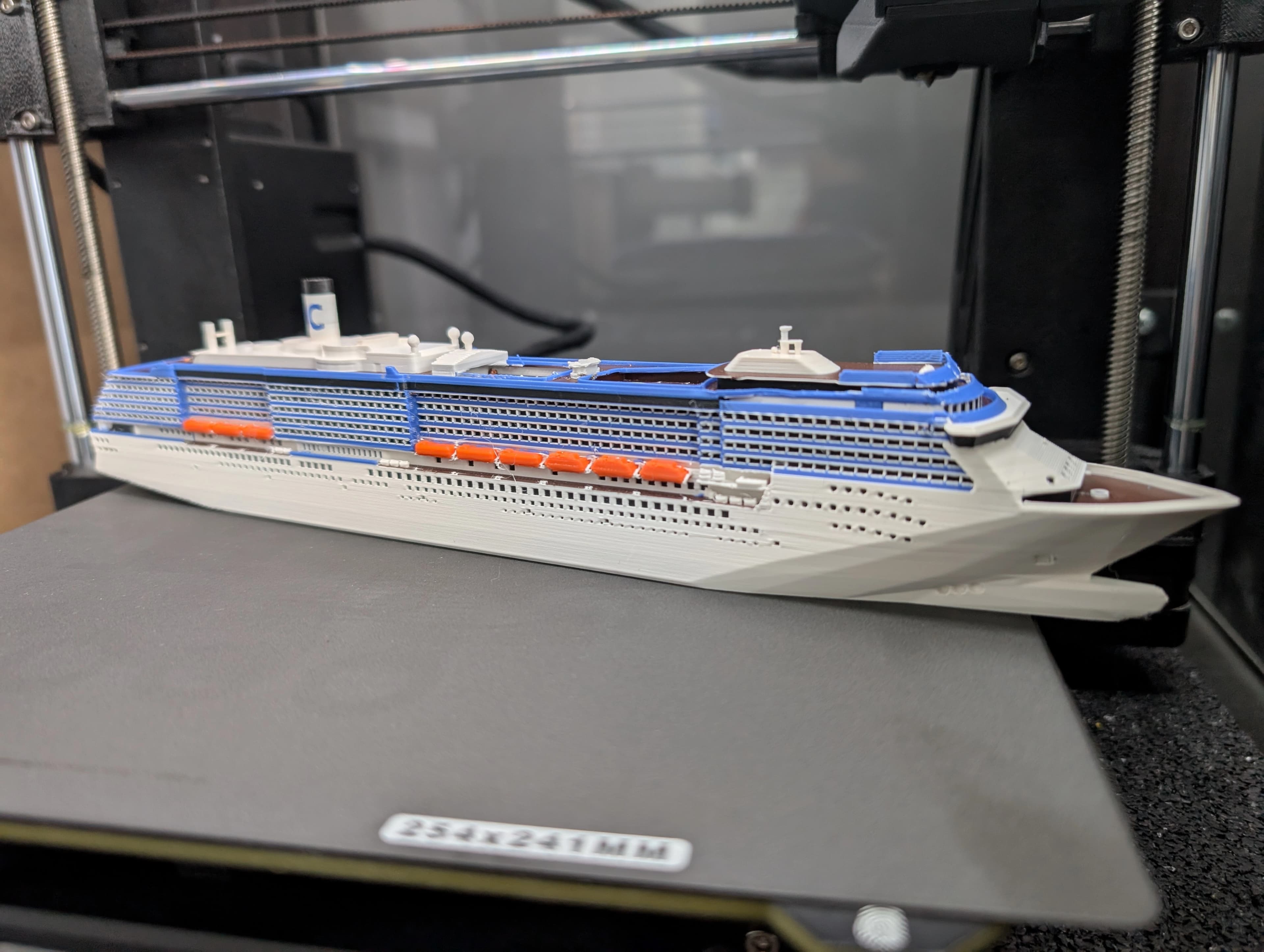 Model lodi Costa Atlantica
